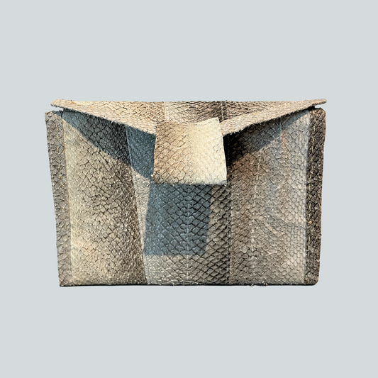 JP $680 Kakiwik Salmon Leather Bag
