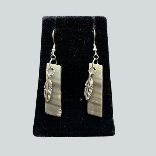 AN-O Earrings - Baleen w/ feather pendant